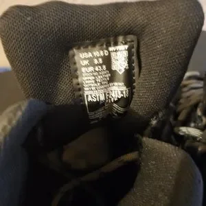 Hytest footrests urban camo safety boots NEW IN BOX! *RARE* designer collection Hytest | Shoes | Hytest Footrests Urban Camo Safety Boots  main image 3
